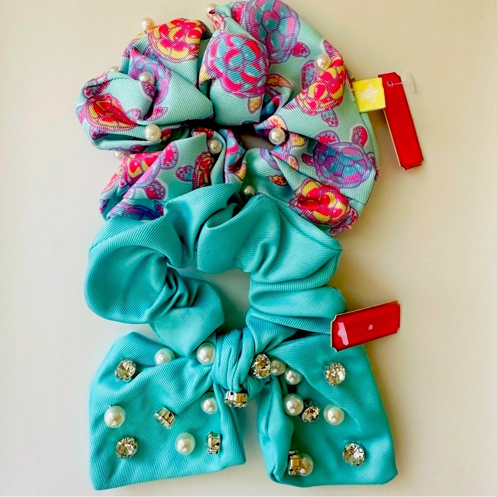 🙂4/$20 NWT Simply Southern Scrunchies